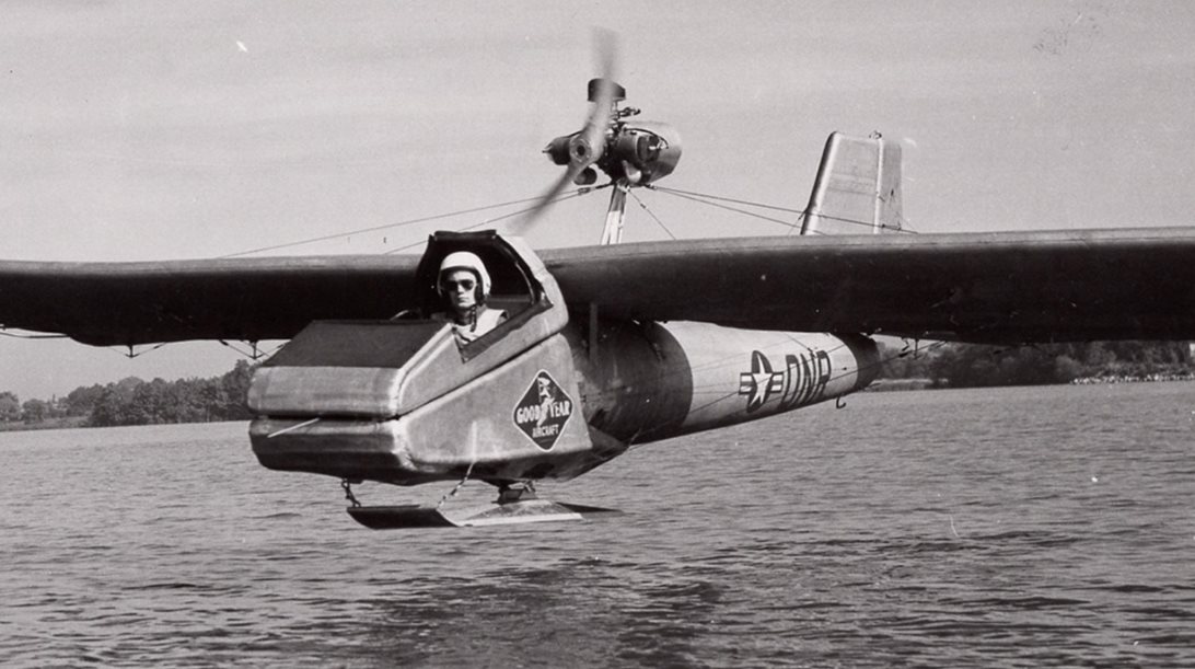 Το αεροπλάνο της Goodyear που ήθελε φούσκωμα για να πετάξει