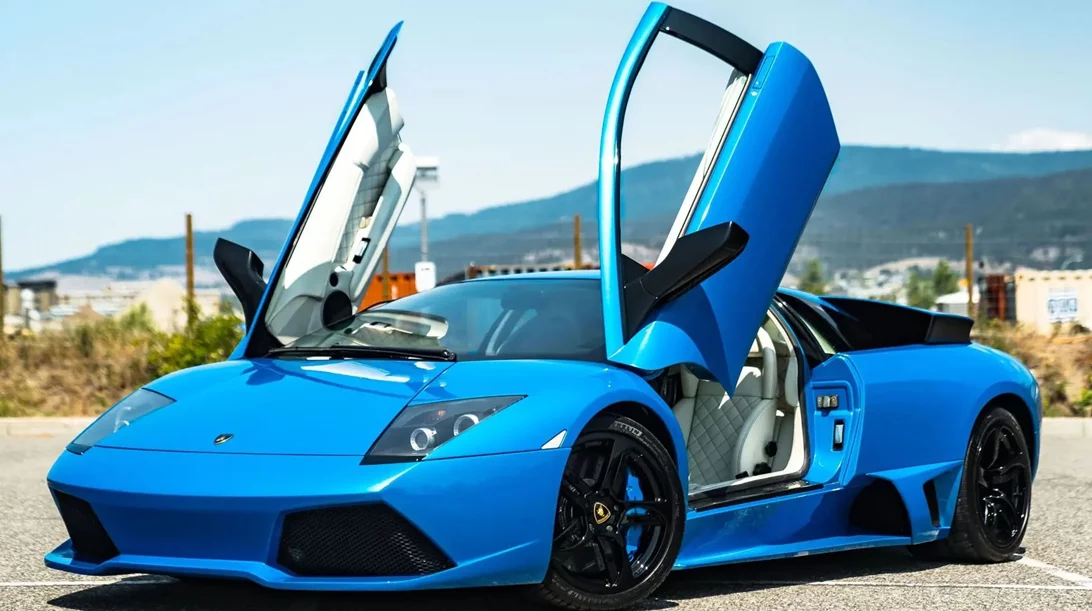 Γιατί αυτή η Lamborghini Murcielago κοστίζει όσο μια Ferrari SF90 XX