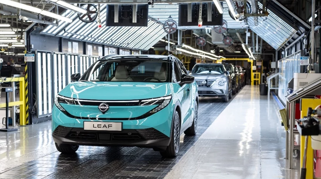 Πώς φτιάχνεται το νέο Nissan Leaf-video μέσα από το εργοστάσιο
