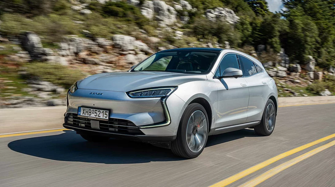 Black Friday ειδική τιμή για το ηλεκτρικό Seres 5