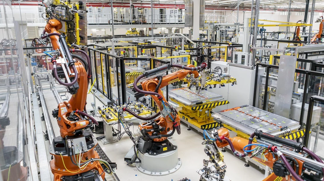 VW: Αυξάνει τα εργοστάσια παραγωγής μπαταριών στην Ευρώπη