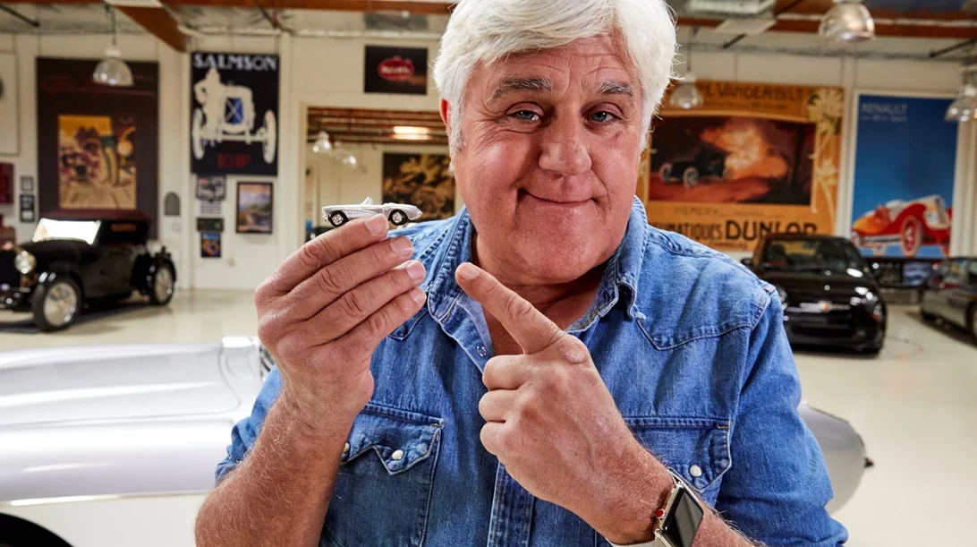 Με εγκαύματα ο Jay Leno μετά από φωτιά σε αυτοκίνητο