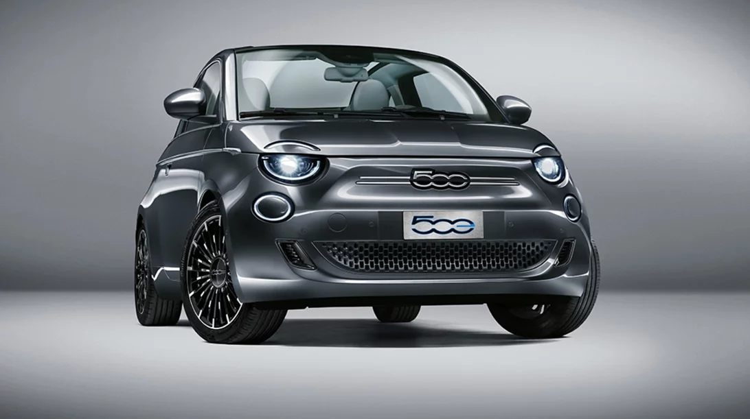 Σταθμοί ανταλλαγής μπαταρίας ηλεκτρικού: Θα μπορείς να βάλεις γεμάτη στο ηλεκτρικό Fiat 500e