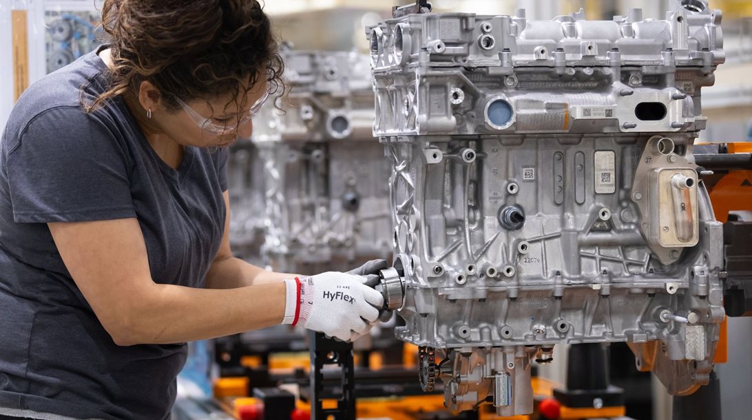 Νέο υβδρικό σύστημα για τετρακίνητα οχήματα με χαμηλή κατανάλωση-Ποια εταιρεία το παρουσίασε