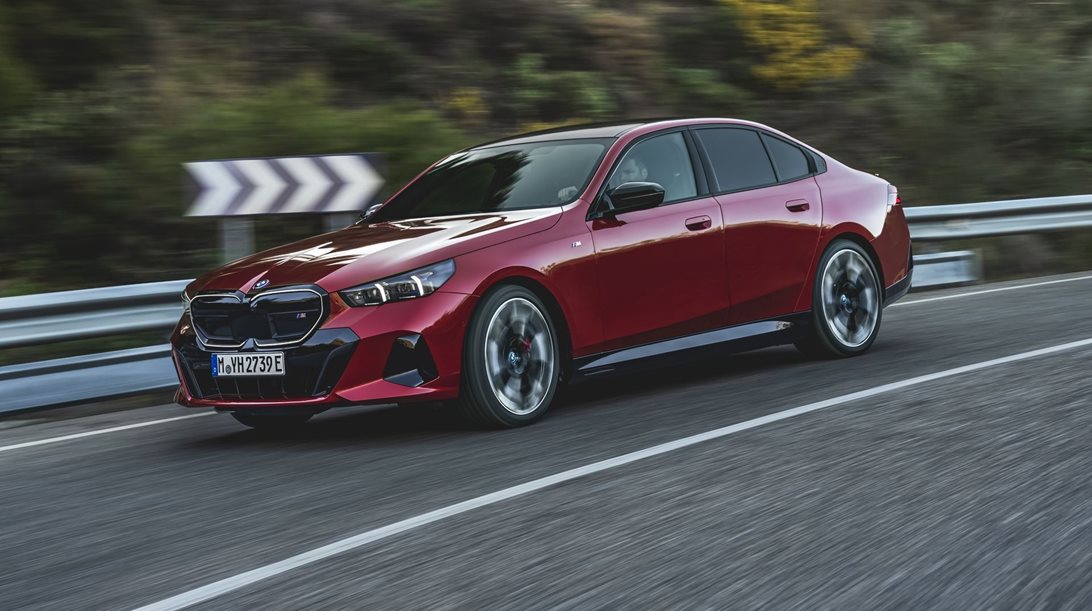 Αυτή είναι η νέα BMW i5 και Σειρά 5-ηλεκτρική, plug-in υβριδική, βενζινοκίνητη και diesel