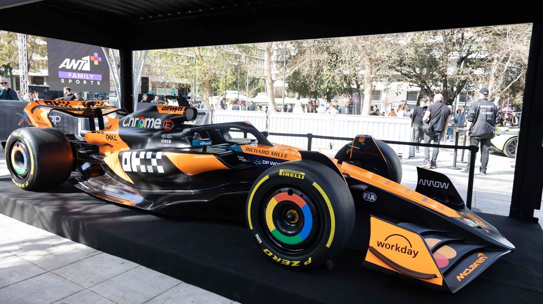 Ατελείωτες ουρές για την McLaren F1 σε Σύνταγμα και OPAP Arena