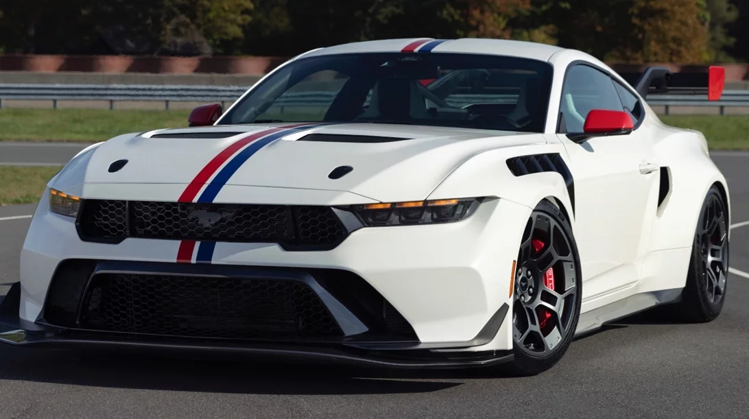 Αυτή είναι η απόλυτη έκδοση της Mustang GTD
