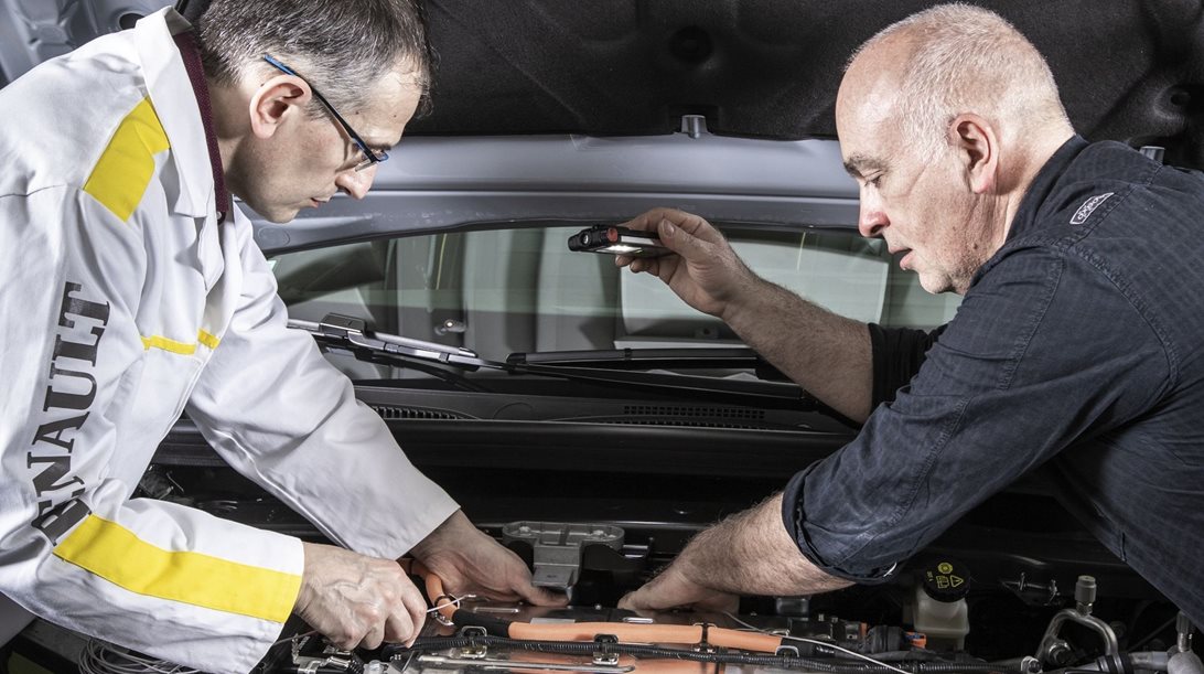 Οι υπάλληλοι της Renault θεωρούν ανόητα τα σχέδια του προέδρου της φίρμας