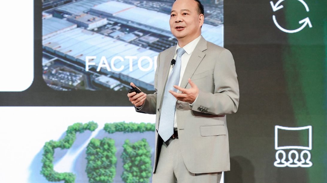 Ποιος είπε για τον Musk ότι δεν ξέρει από μπαταρίες