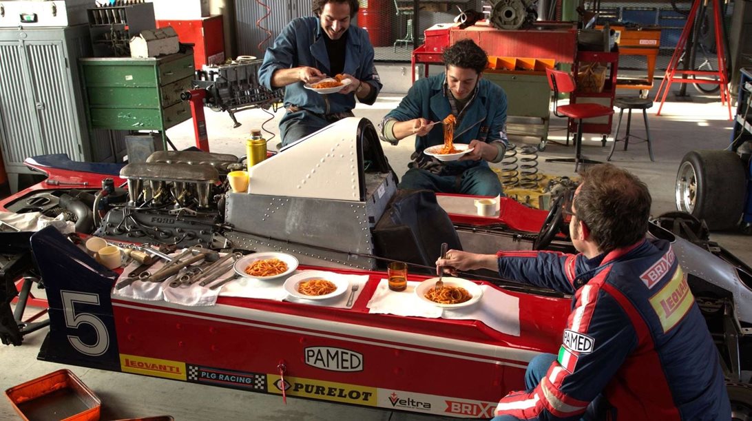 F1: Αυτός είναι ο αληθινός σεφ της Barilla-πώς μάζευε όλους τους οδηγούς γύρω απο ένα τραπέζι