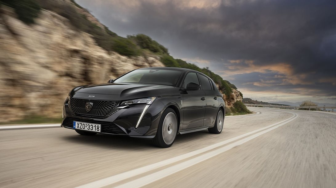 Δοκιμή Peugeot 308 GT PHEV 225PS: Premium σε όλα