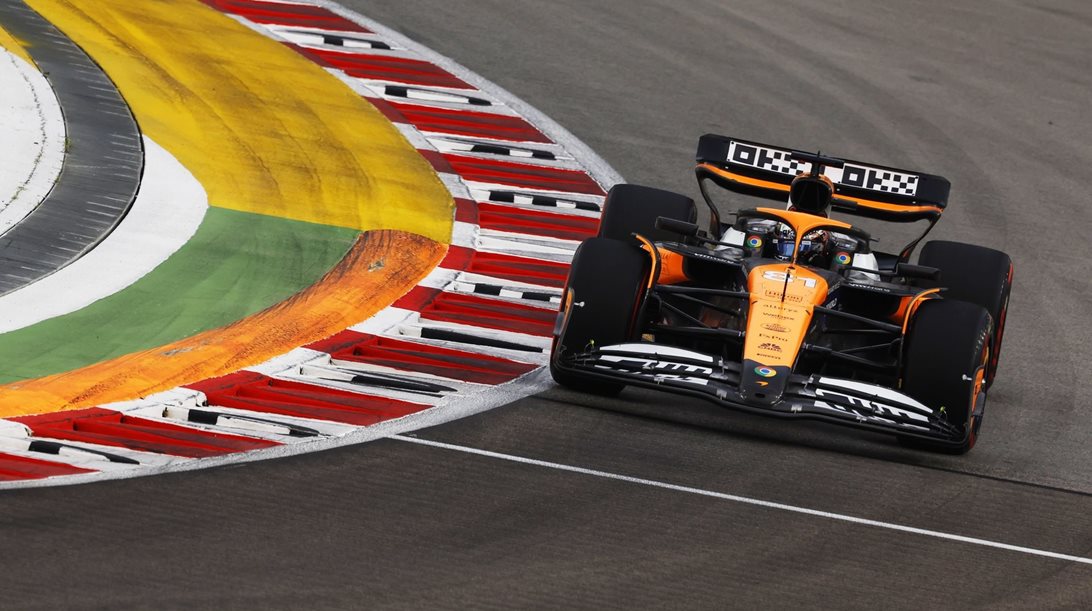 F1 GP Σιγκαπούρης: O Norris με McLaren ξεκινά πρώτος