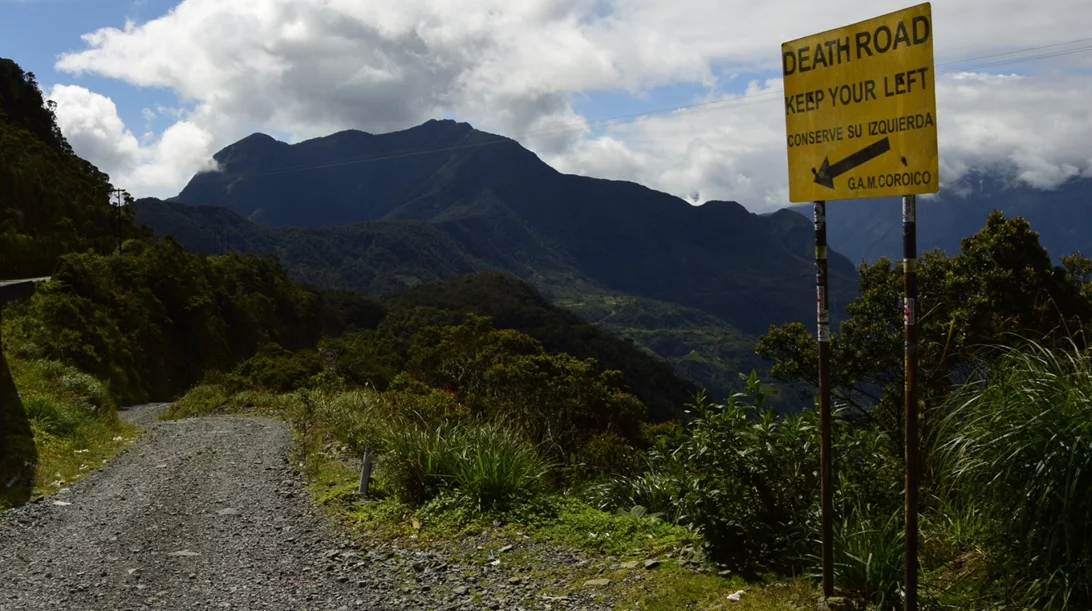 Γιατί το North Yungas Road είναι ο πιο επικίνδυνος δρόμος του πλανήτη