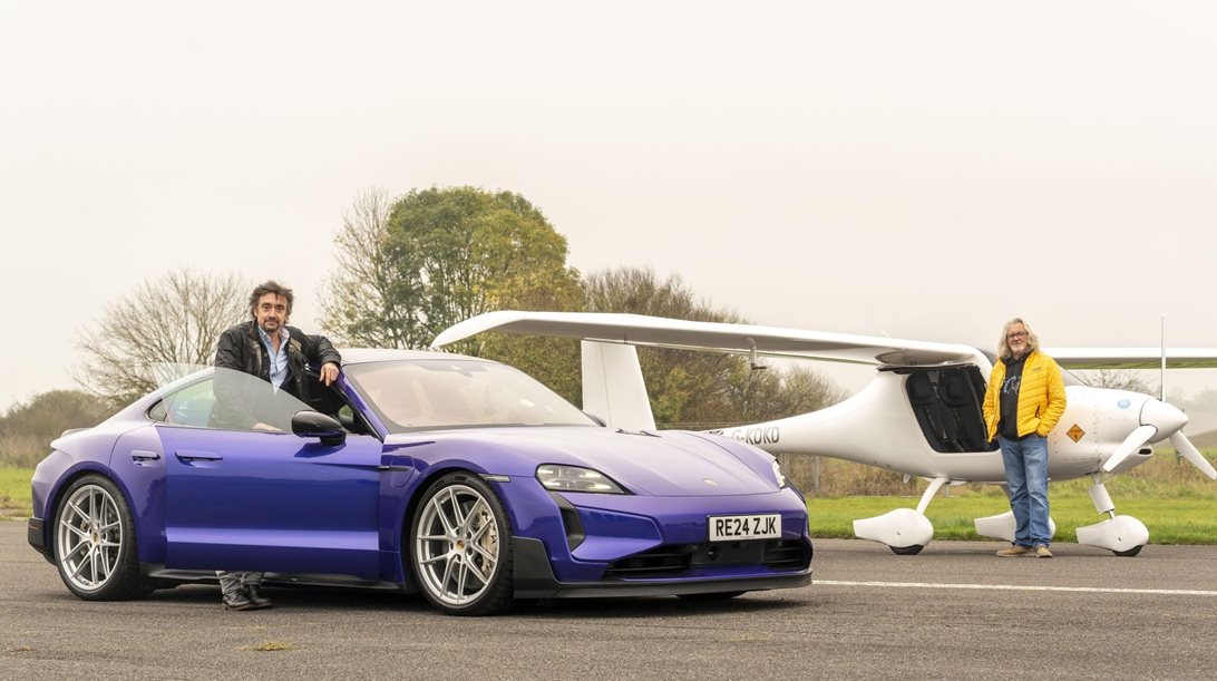 Μια εντυπωσιακή κόντρα από τα παλιά σε ηλεκτρική εκδοχή (video)