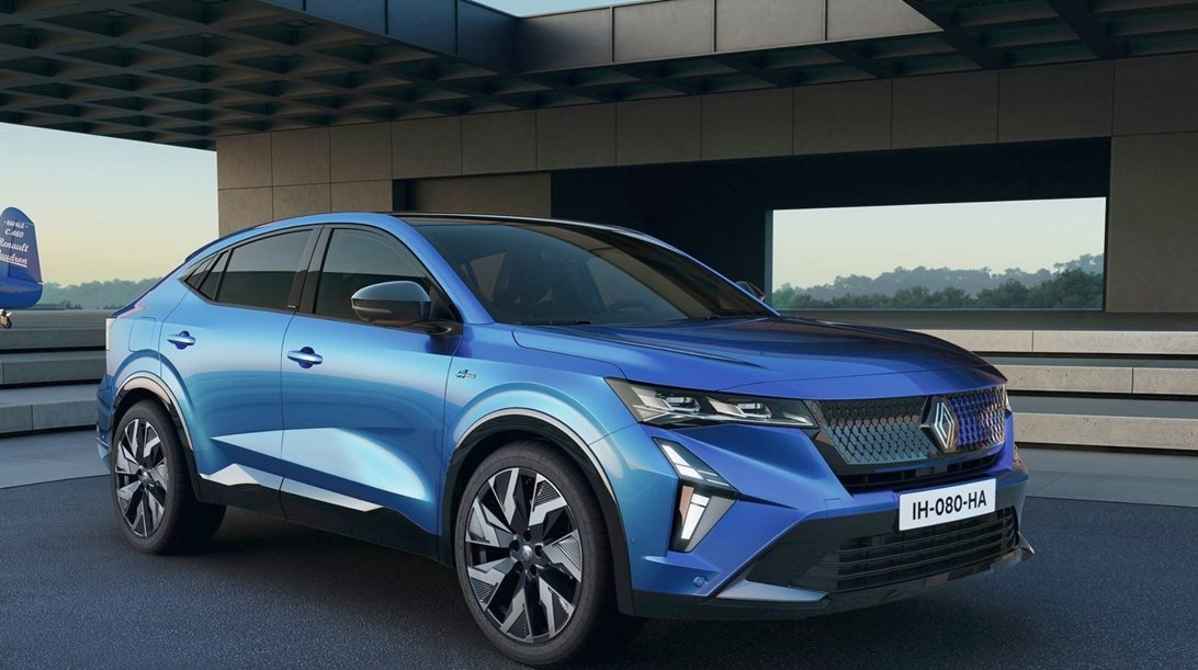 To νέο Renault Rafale είναι ένα coupe SUV 300 ίππων