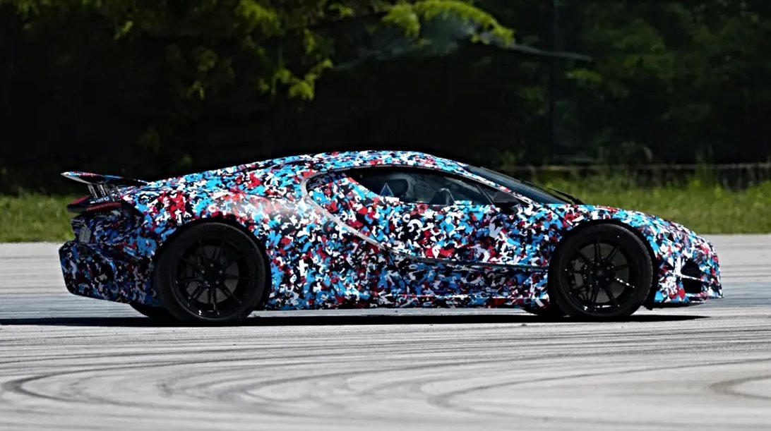 Αυτή είναι η πρώτη εικόνα του διάδοχου της Bugatti Chiron