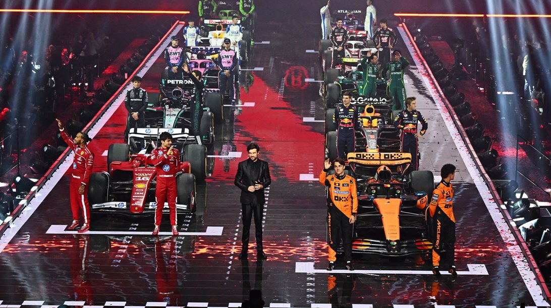 F1 75 Live: Επιβλητικό υπερθέαμα εκτός πίστας για την έναρξη της χρονιάς