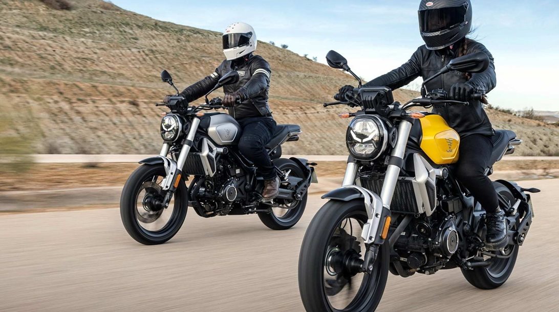 Αυτή είναι η γκάμα μοτοσυκλετών Voge με κλασική εμφάνιση