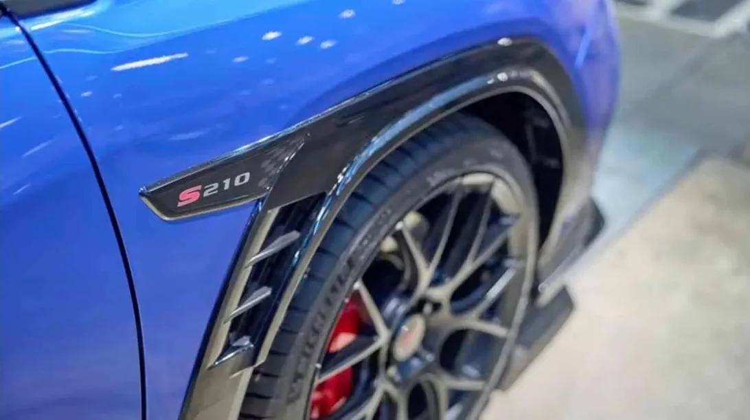 Επιστρέφει μοντέλο-θρύλος από την Ιαπωνία