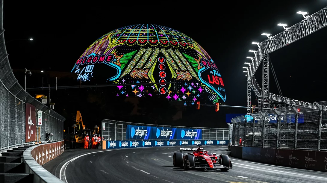 F1 Las Vegas GP: Φιάσκο στα ελεύθερα δοκιμαστικά λόγω φρεατίου