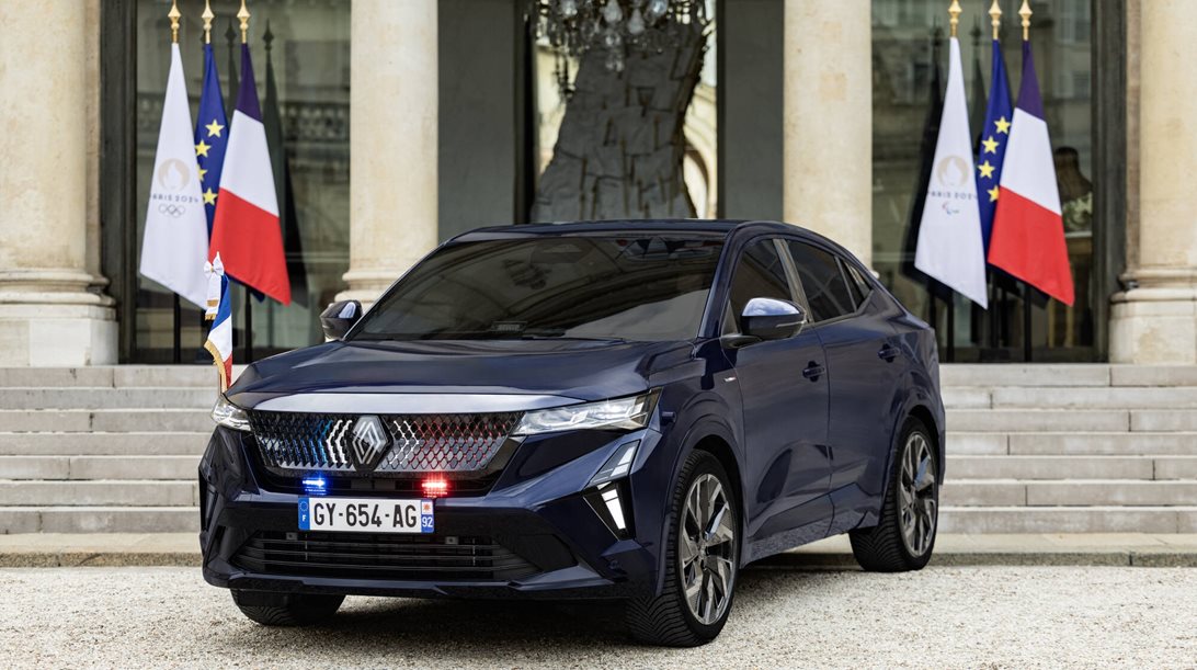 Το Renault Rafale νέο επίσημο αυτοκίνητο της Γαλλικής Δημοκρατίας