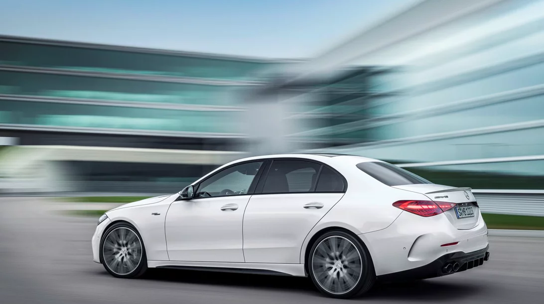 Nέα Mercedes-AMG C 43 με 408 ίππους και ηλεκτρικό turbo