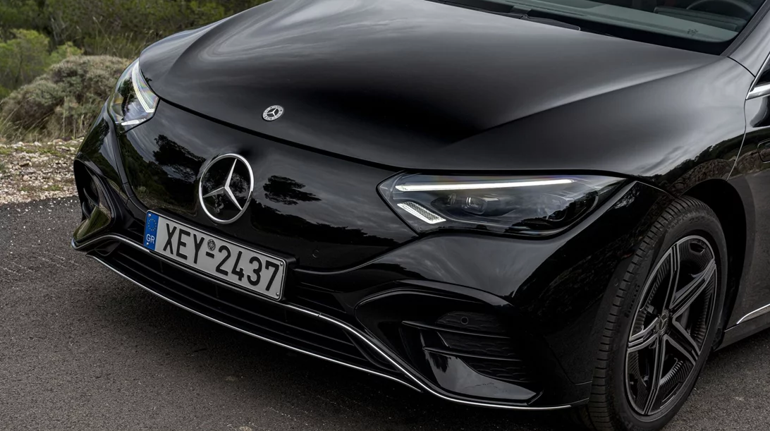 Mercedes: Αύξηση πωλήσεων το 2023-εντυπωσιακή άνοδος για τα ηλεκτρικά της