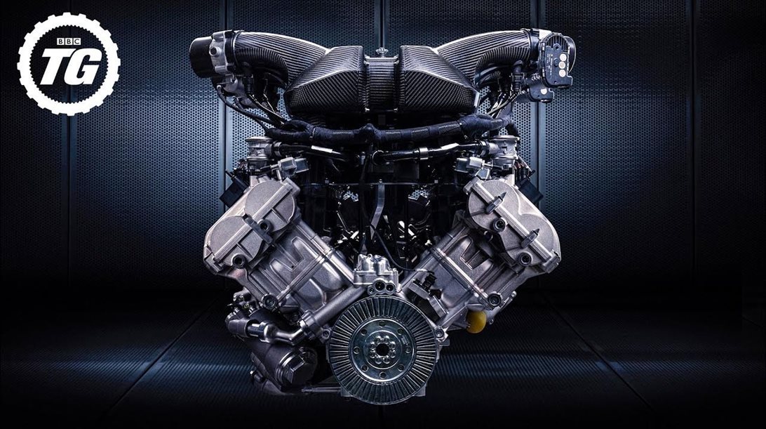 Ακούστε τον απίθανο ήχο του V16 κινητήρα της Bugatti που σε κάνει να ανατριχιάζεις