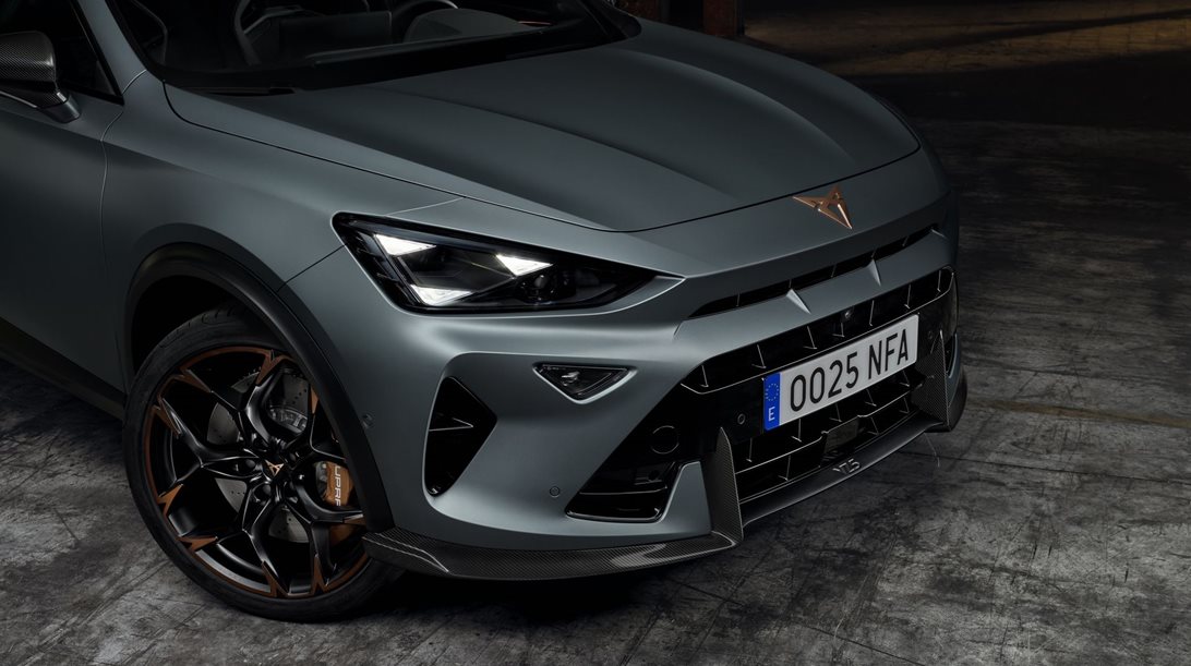 Το αυτοκίνητο-αντίδοτο στα ηλεκτρικά επιστρέφει στην αγορά για λίγους