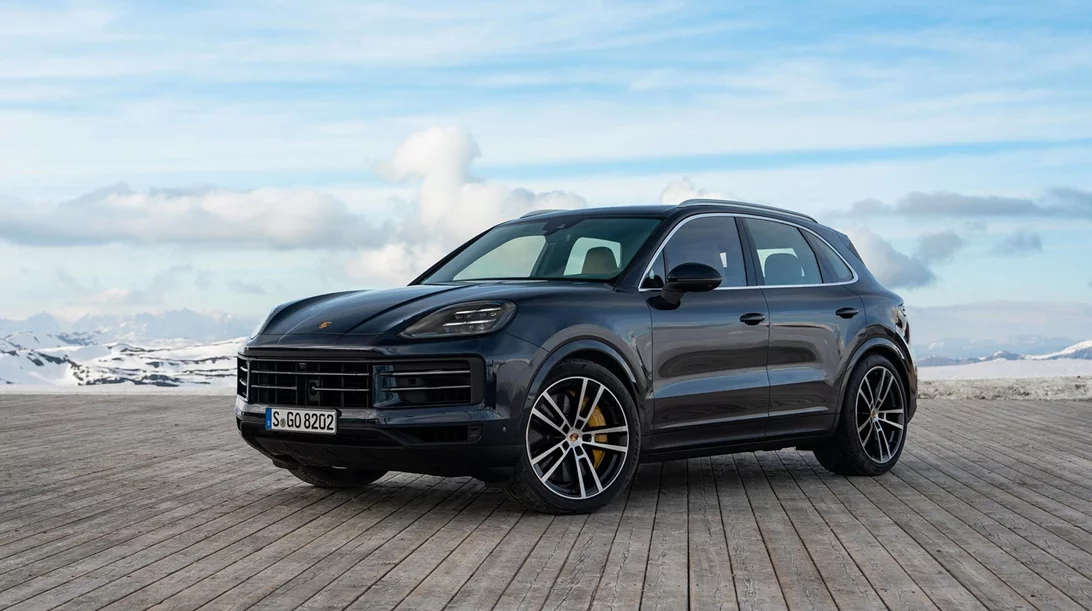 Η ηλεκτρική Porsche Cayenne ξεκίνησε δοκιμές και υπάρχουν φωτογραφίες