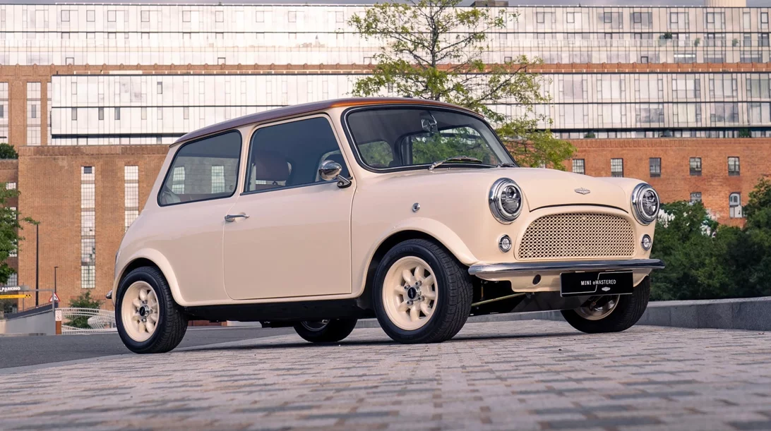 Αυτό το Mini είναι ηλεκτρικό και κοστίζει 170.000 ευρώ