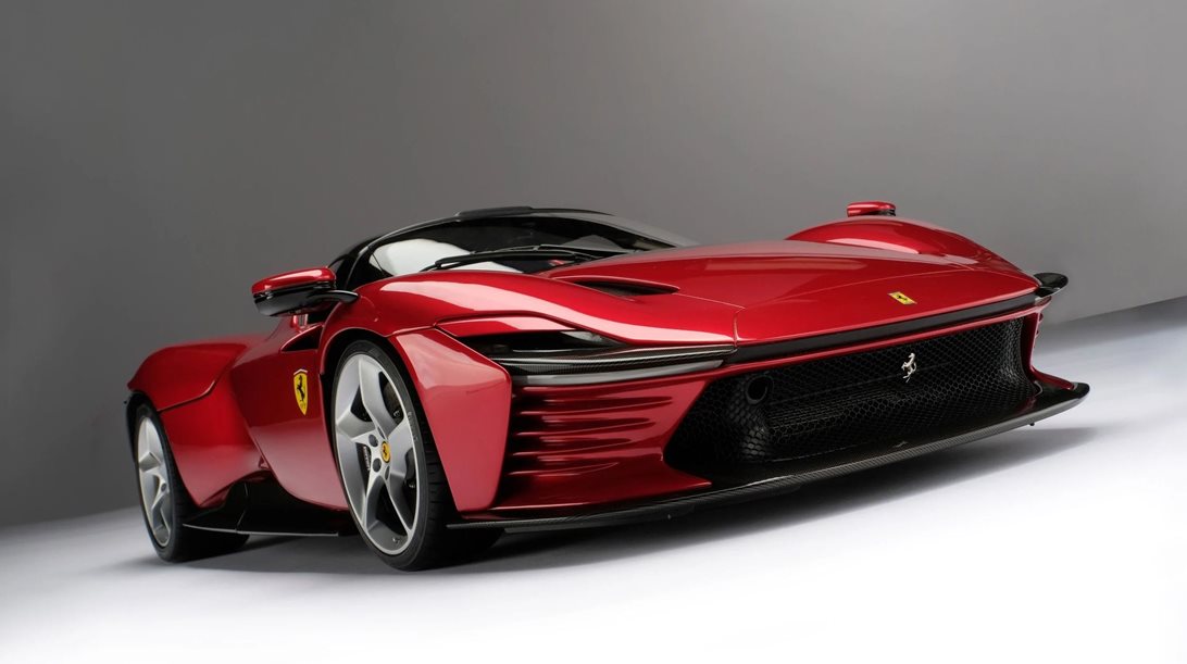 H Ferrari Daytona SP3 της Amalgam δική σου μόνο με 14.000 ευρώ