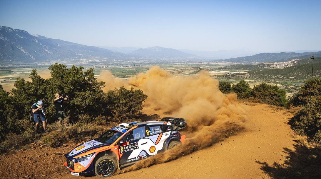 ΕΚΟ Ράλλυ Ακρόπολις 2025: Τα καλύτερα σημεία στις ειδικές του Σαββάτου