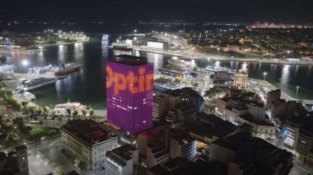 Στις Αττικές Εκδόσεις η διαφημιστική εκμετάλλευση των όψεων του πύργου Πειραιά