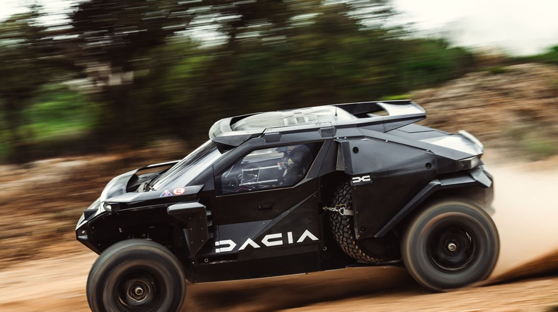 Dacia Sandrider: Εντυπωσιακές οι πρώτες εικόνες στις δοκιμές για το Ράλι Ντακάρ