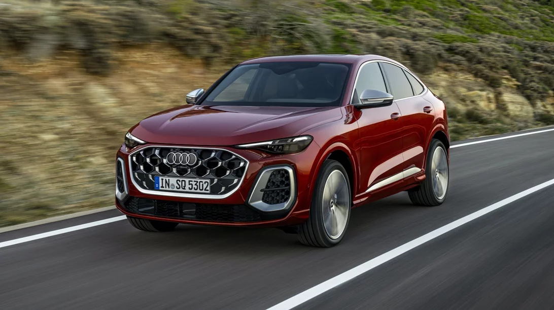 Αυτό είναι το νέο Audi Q5 Sportback και είναι ένα πολύ σπορ SUV