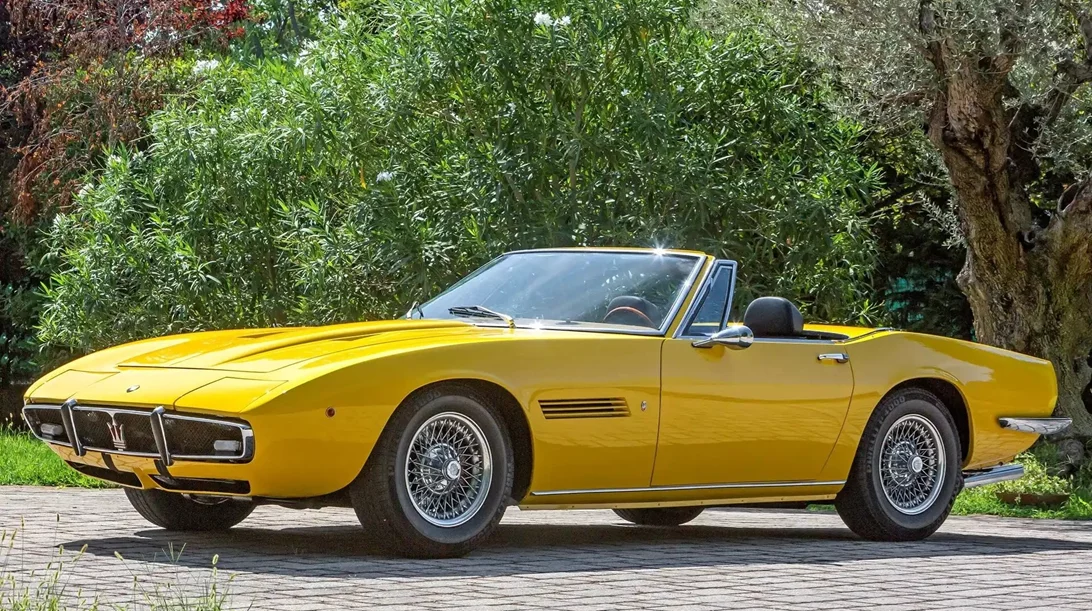 Αυτή η Maserati Ghibli είναι σπανιότερη από Ferrari