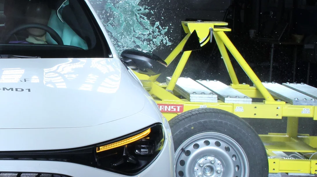 Αυτό είναι το ασφαλέστερο αυτοκίνητο όλων των εποχών