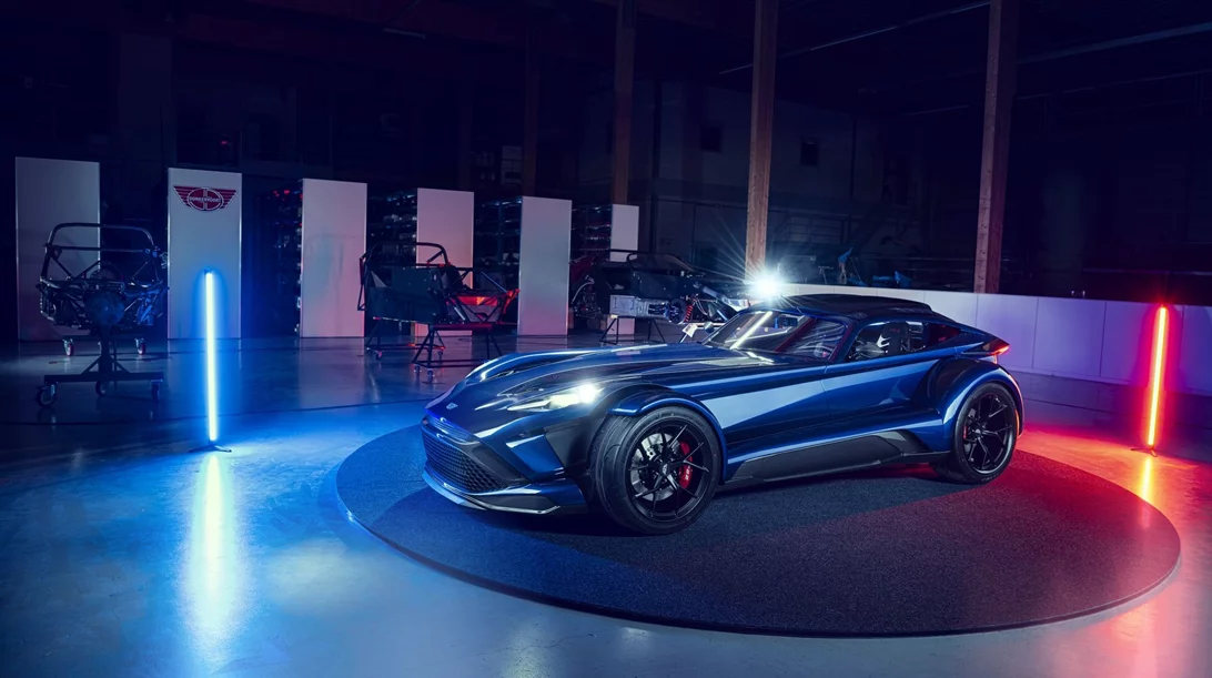 Η ξεχωριστή ελαφρότητα του Donkervoort F22