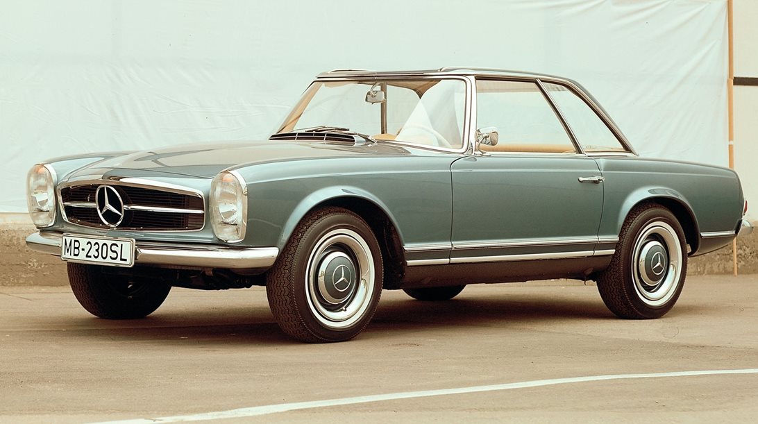 Αφιέρωμα Mercedes-Benz 230 SL: Η "Παγόδα" έγινε 60 ετών