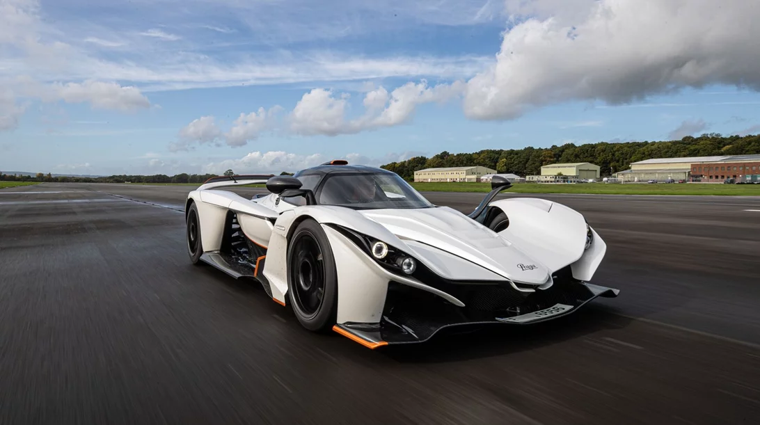 Video: Δείτε το τσεχικό supercar Praga Bohema