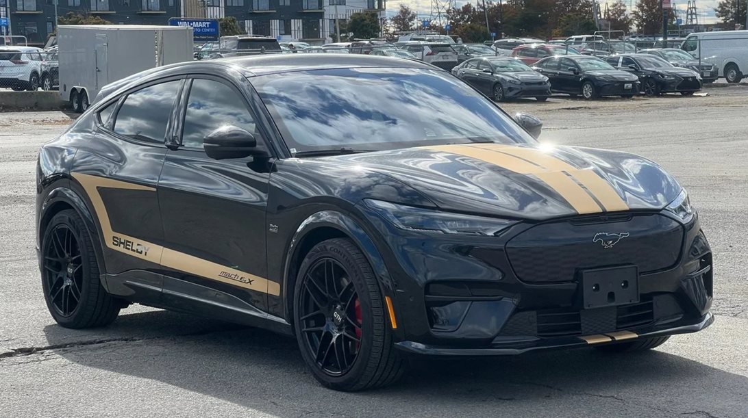 Η Hertz πουλάει τον στόλο ηλεκτρικών αυτοκινήτων μεγάλης φίρμας