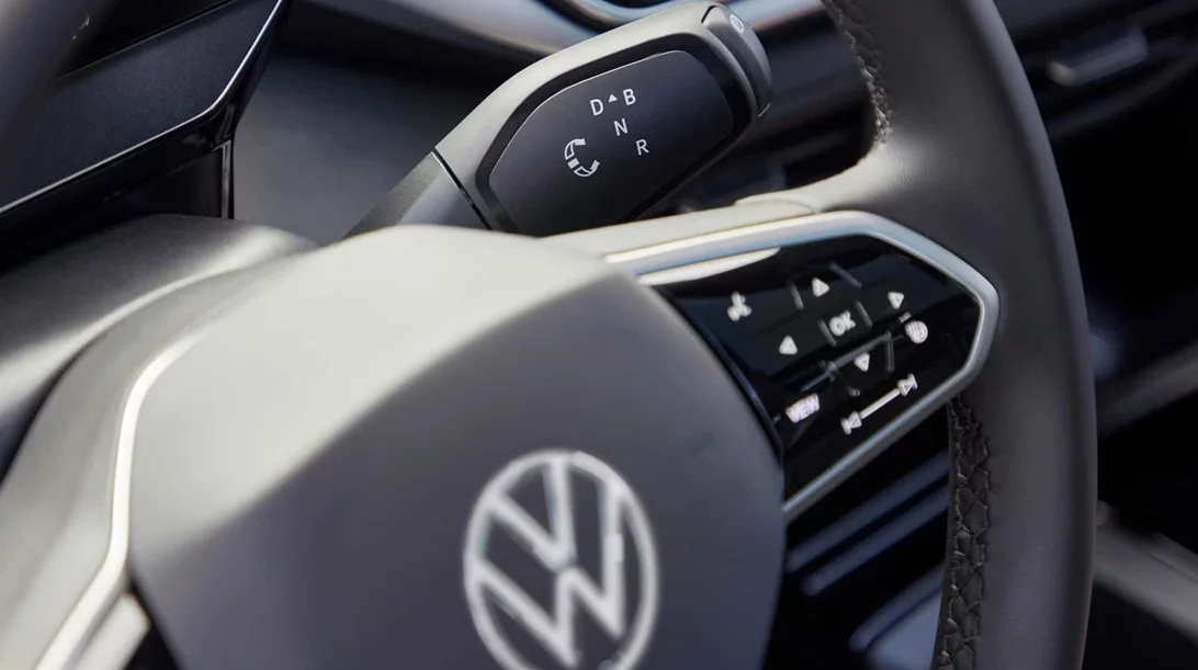 Τι απαντά η VW στην αγωγή που δέχτηκε για τα κουμπιά αφής στο τιμόνι