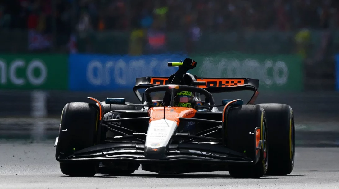 F1 GP Μ. Βρετανίας: Ο Norris νίκησε στην πατρίδα του αλλά όλοι μιλούν για άλλον οδηγό