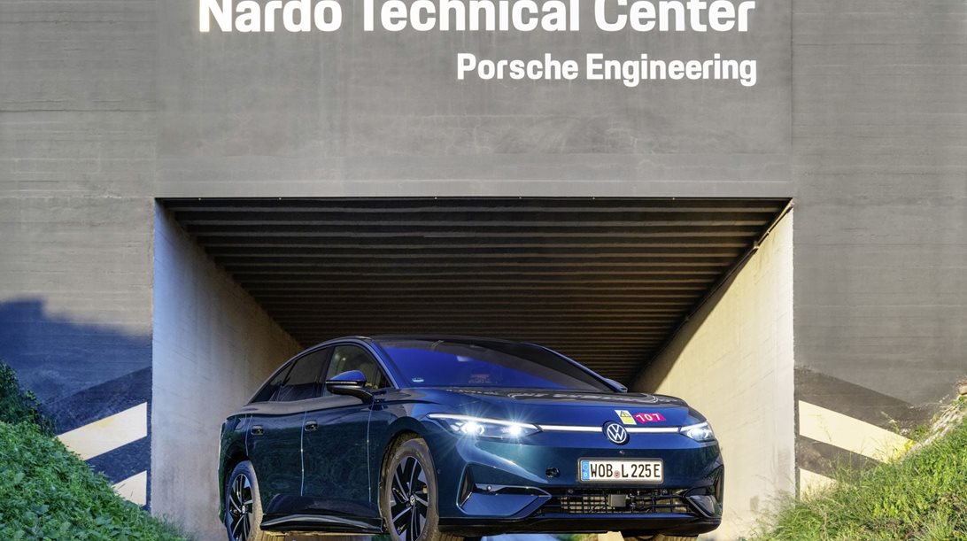 941 χιλιόμετρα με μια φόρτιση-ποιο ηλεκτρικό το κατάφερε