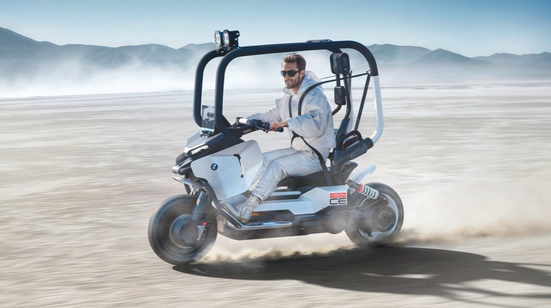 Το νέο αστικό δίτροχο της BMW με κλωβό ασφαλείας και ηλεκτροκινητήρα-δεν χρειάζεται κράνος