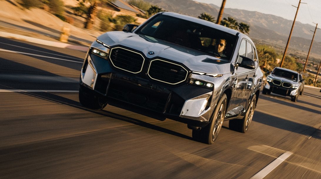 Τι αποκάλυψε ο επικεφαλής σχεδιασμού της BMW και πώς απαντά στην κριτική