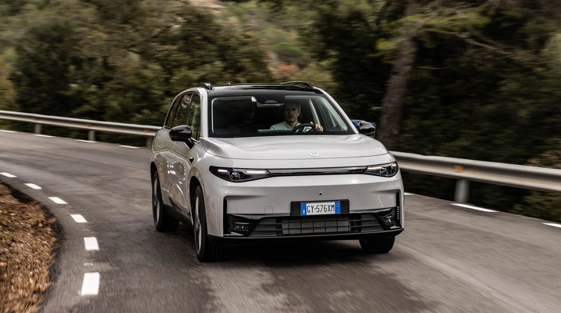 Στην Ελλάδα το νέο νέο Leapmotor C10 REEV-πόσο κοστίζει