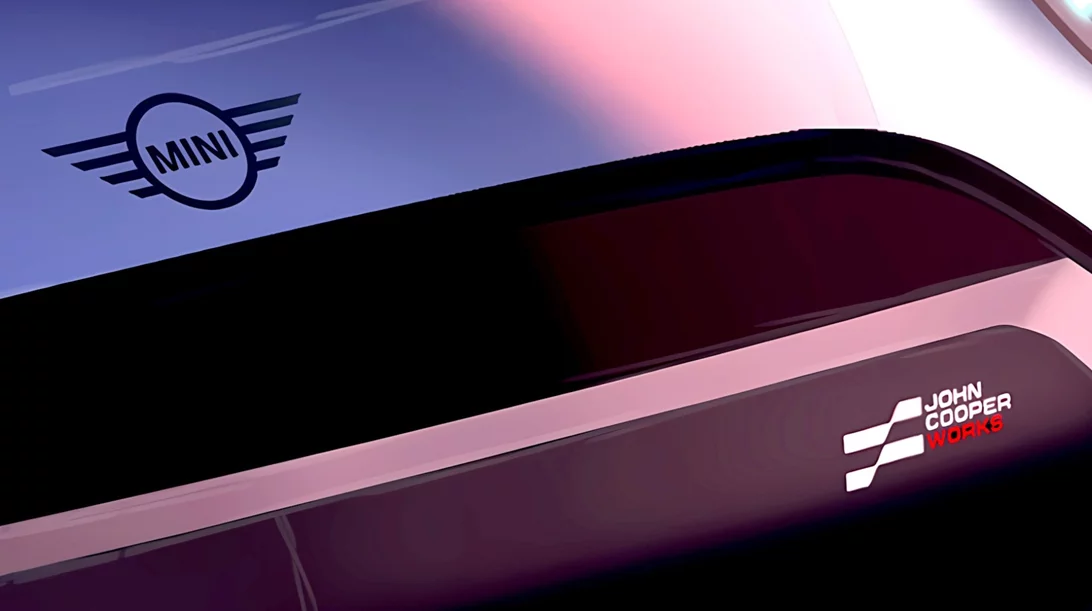 Η Mini θα παρουσιάσει δύο "εντυπωσιακά πρωτότυπα JCW" στο Μόναχο