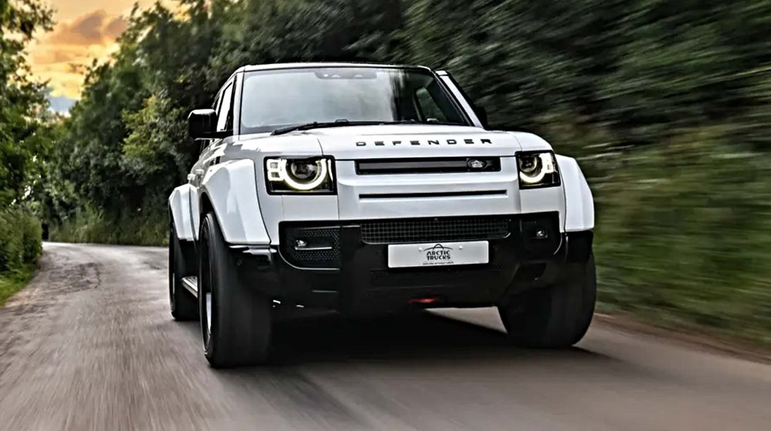 Αυτό συμβαίνει σε ένα Defender όταν επεμβαίνει η Arctic Trucks